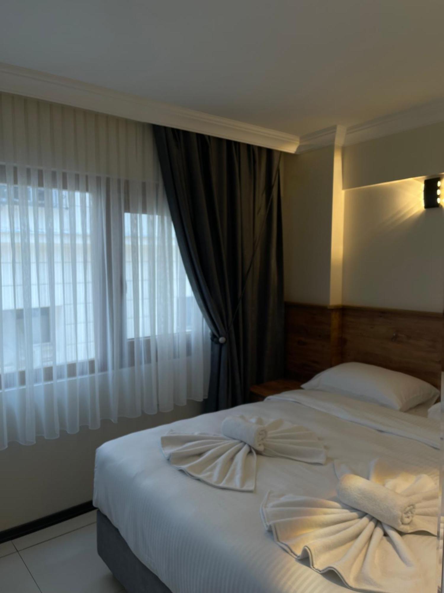 Green Star Pera Hotel Istanbul Exterior photo